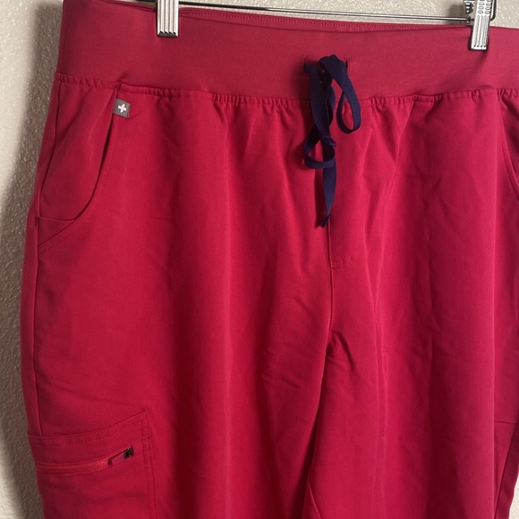 FIGS High Waisted Zamora Jogger Scrub Pants XXLP NWOT - Picture 2 of 5
